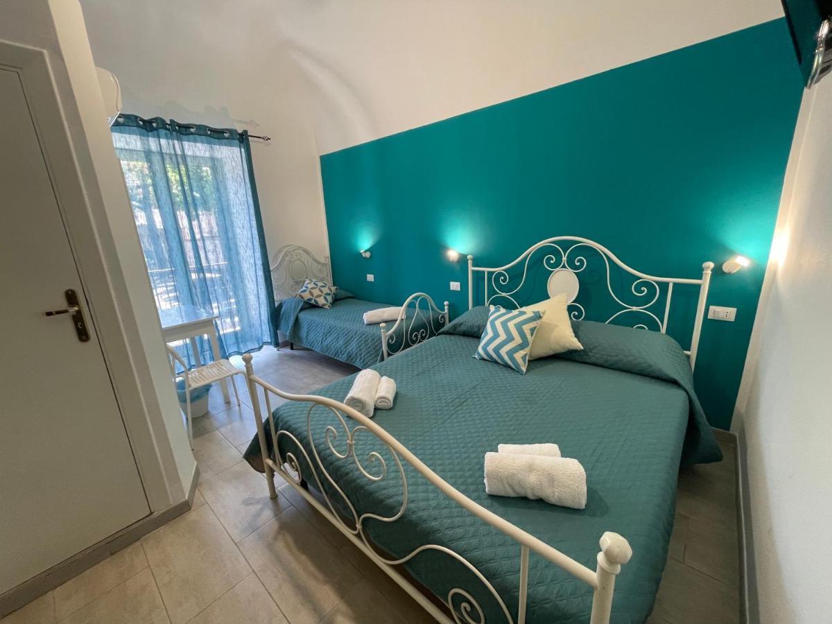 Casa Vittoria Hotell Palermo Exteriör bild
