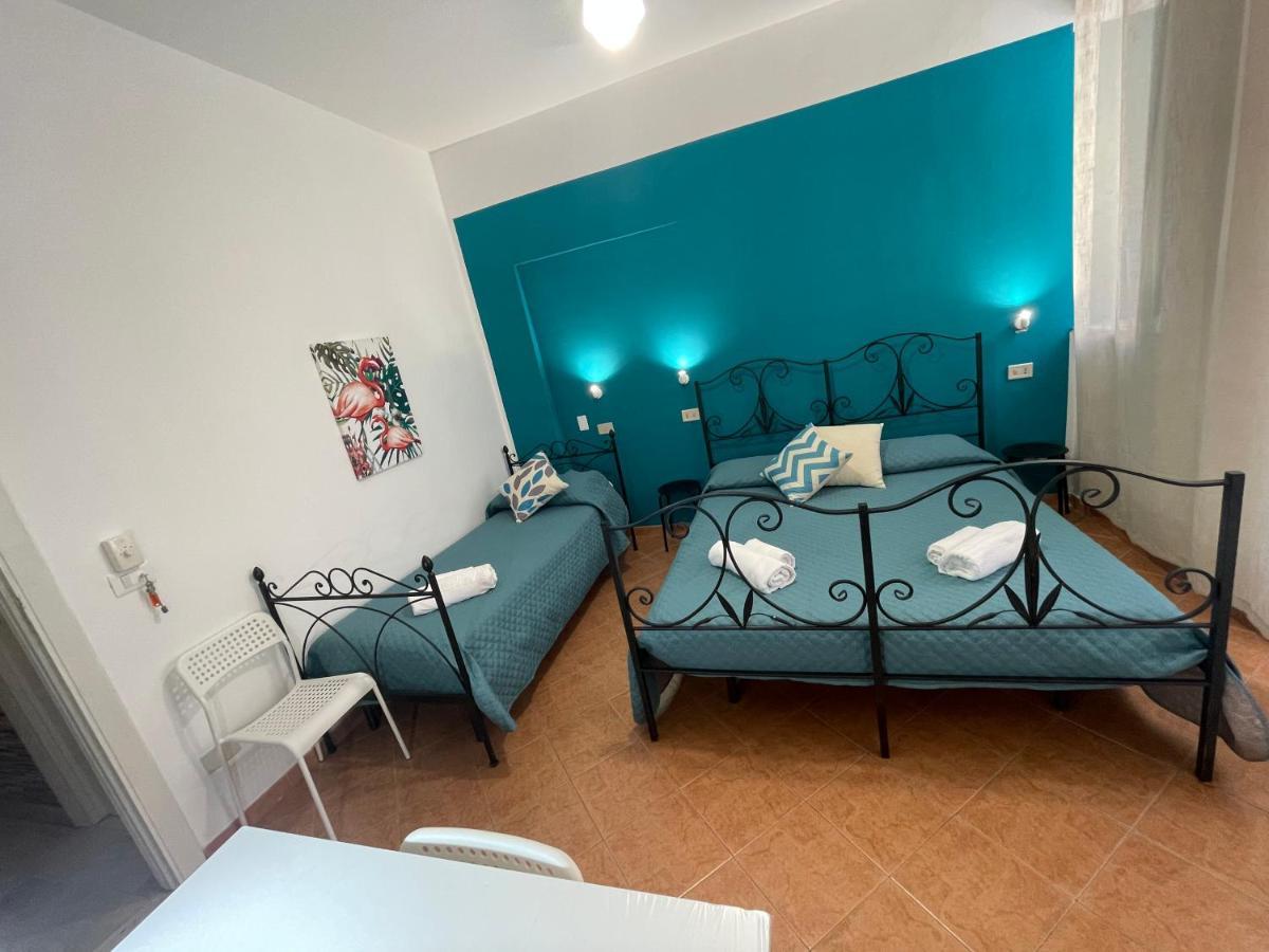 Casa Vittoria Hotell Palermo Exteriör bild
