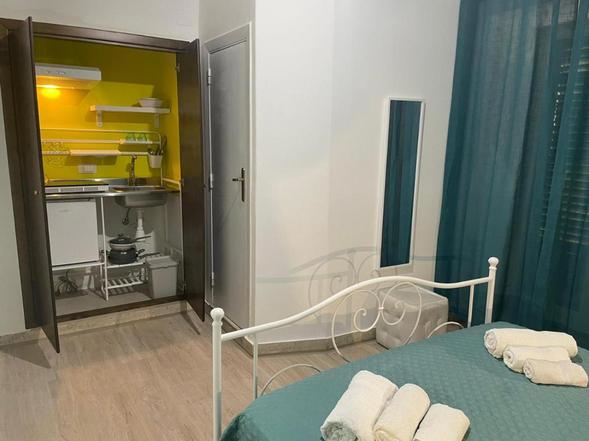 Casa Vittoria Hotell Palermo Exteriör bild